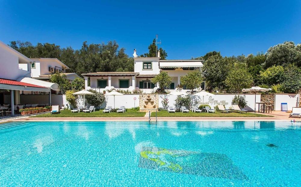 Paradise Inn Liapades Corfu ภายนอก รูปภาพ