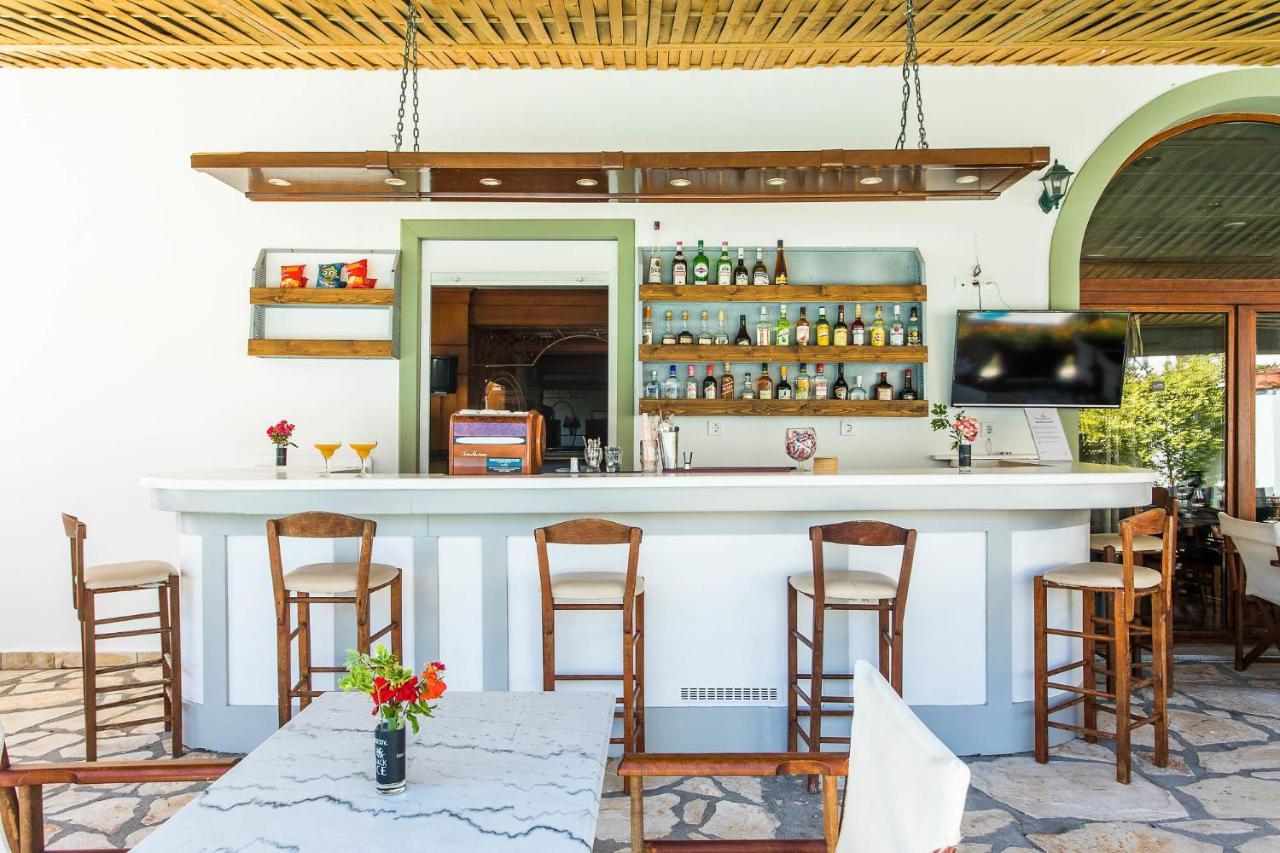 Paradise Inn Liapades Corfu ภายนอก รูปภาพ