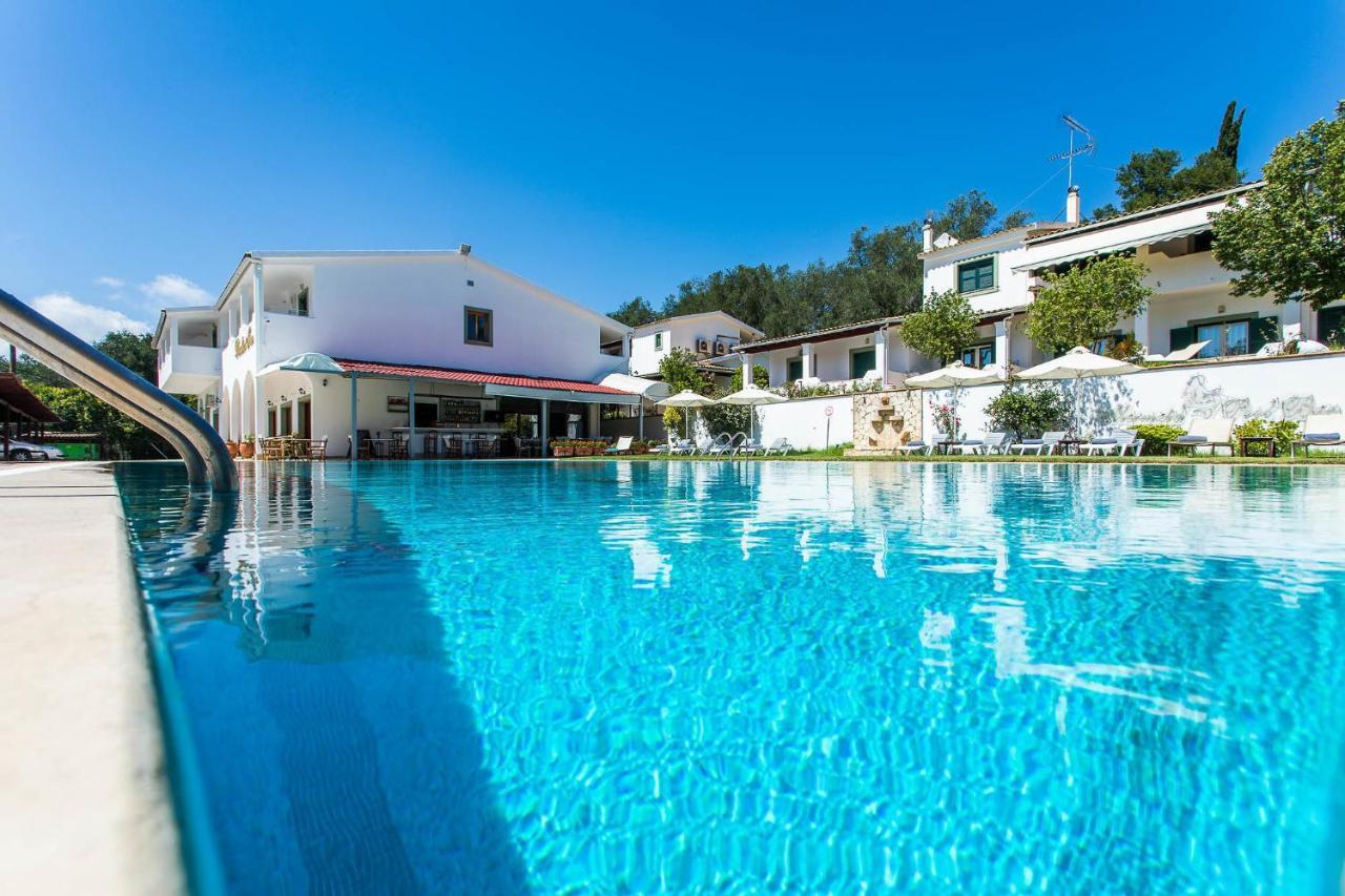 Paradise Inn Liapades Corfu ภายนอก รูปภาพ