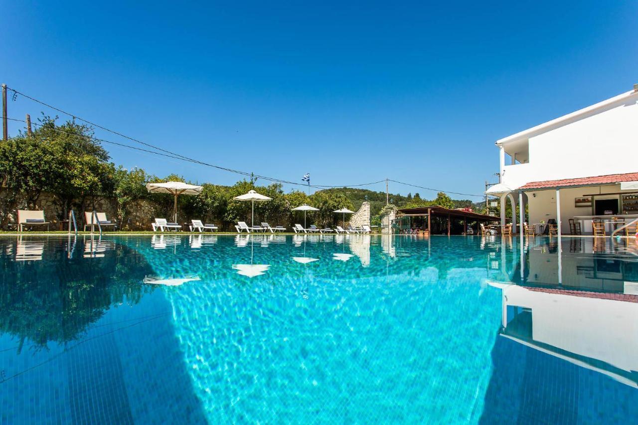 Paradise Inn Liapades Corfu ภายนอก รูปภาพ