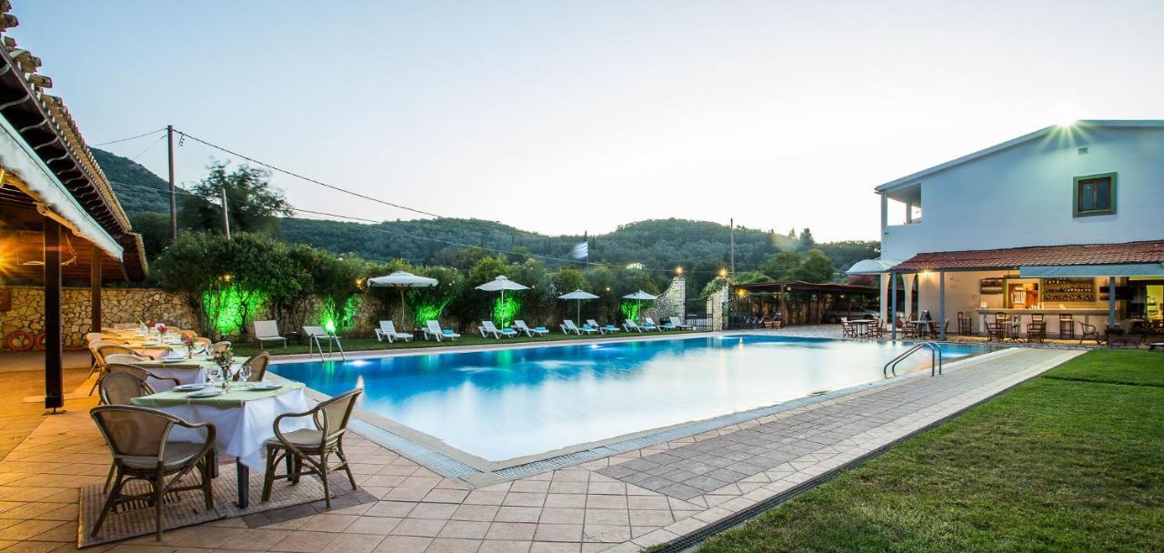 Paradise Inn Liapades Corfu ภายนอก รูปภาพ