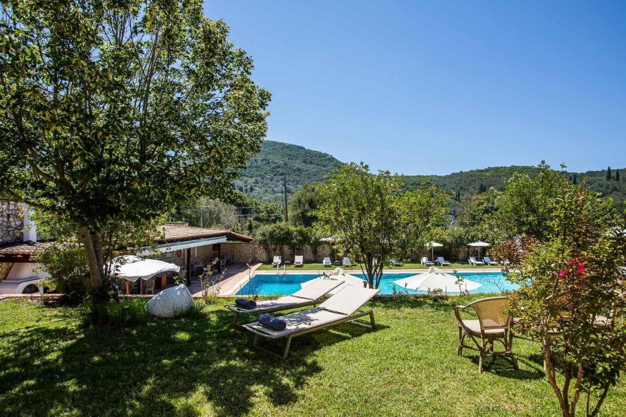 Paradise Inn Liapades Corfu ภายนอก รูปภาพ