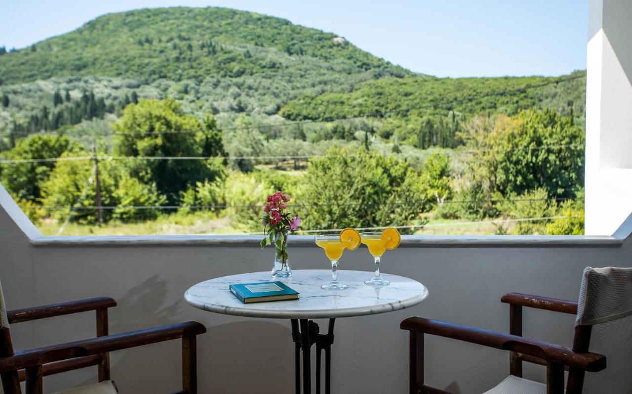 Paradise Inn Liapades Corfu ภายนอก รูปภาพ