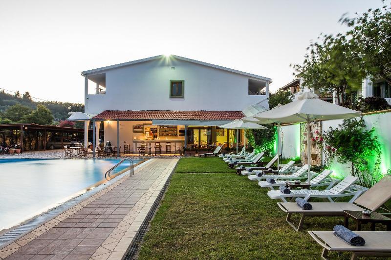 Paradise Inn Liapades Corfu ภายนอก รูปภาพ